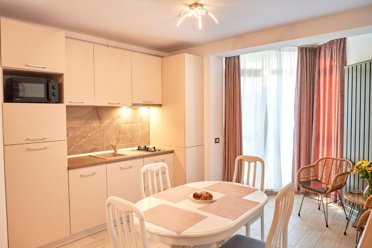 Blu Sea View Apartment - Spa Pools Beach Resort Mamaia Εξωτερικό φωτογραφία